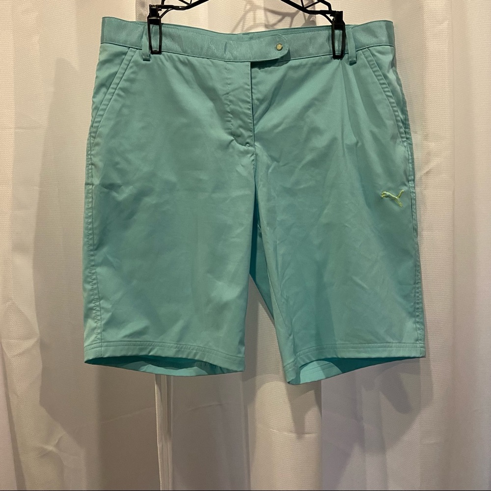 Womens puma golf shorts size 12